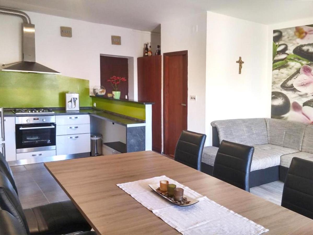 Apartments And Room Lotus Tribalj Zewnętrze zdjęcie