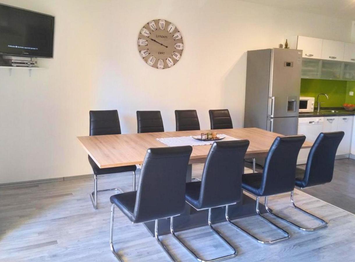 Apartments And Room Lotus Tribalj Zewnętrze zdjęcie