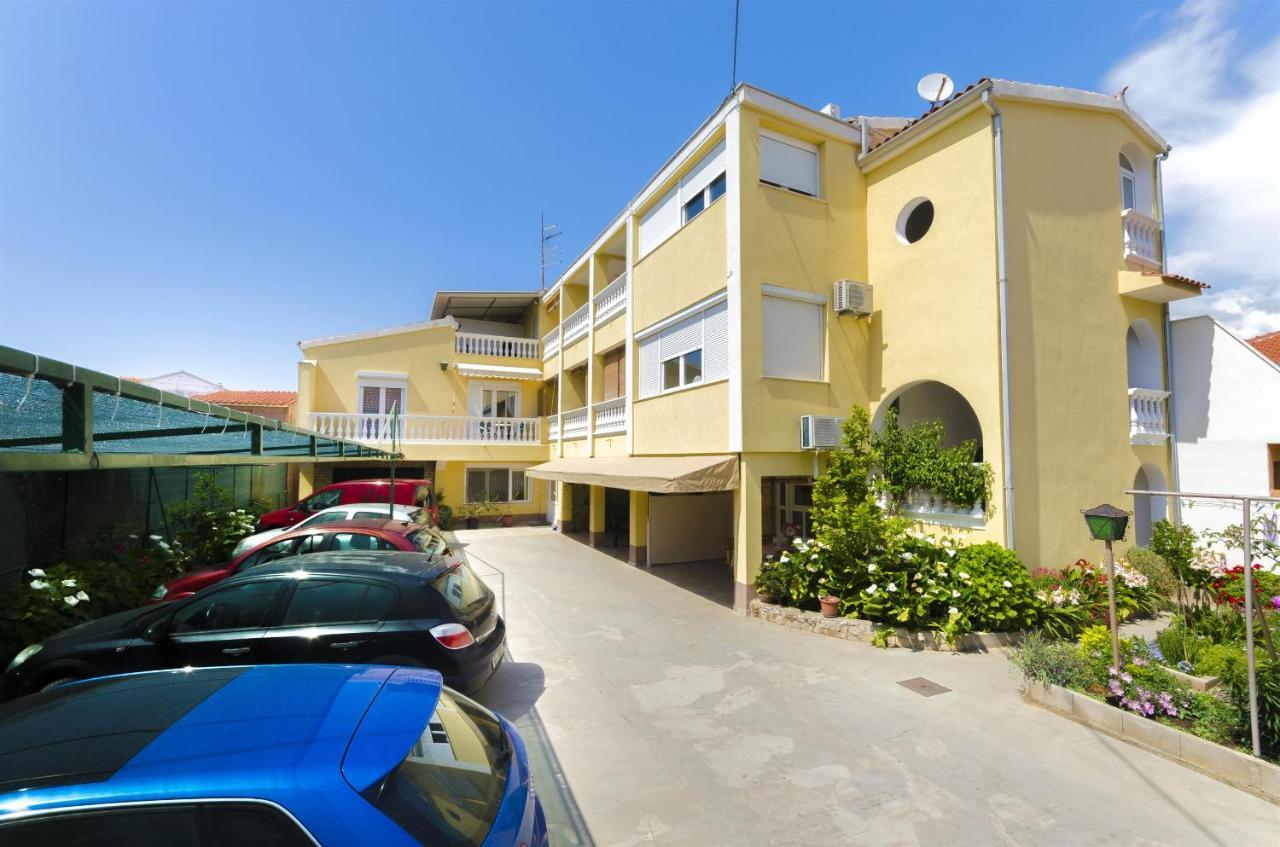 Apartments And Room Lotus Tribalj Zewnętrze zdjęcie