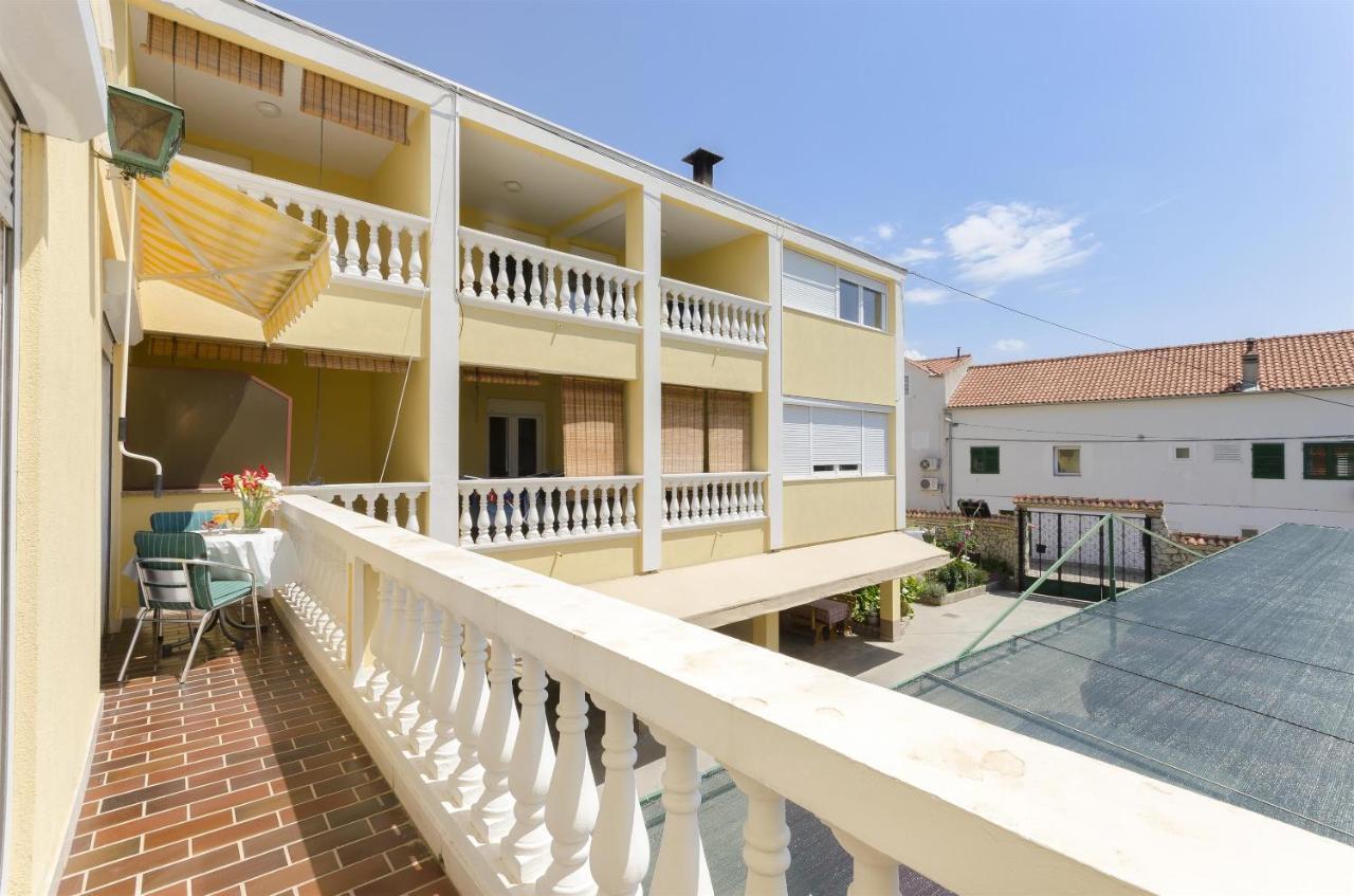 Apartments And Room Lotus Tribalj Zewnętrze zdjęcie