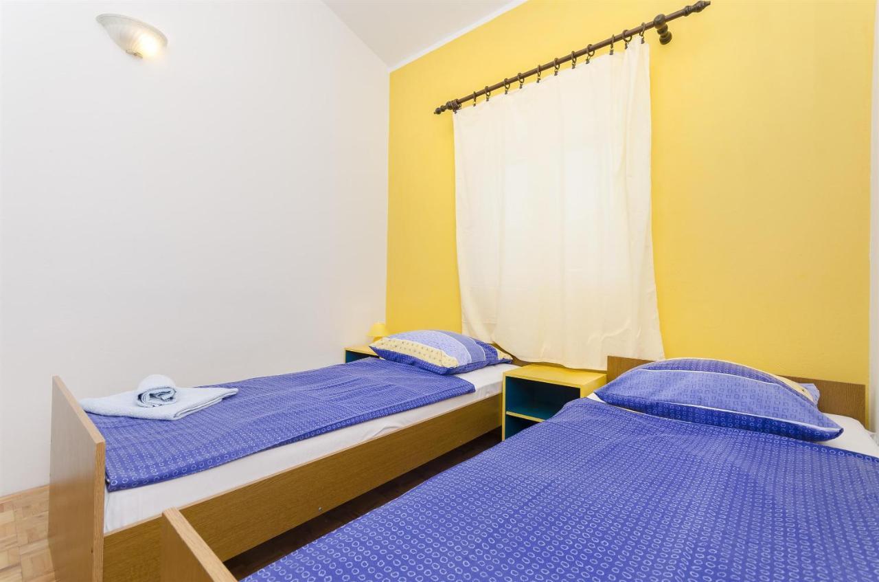 Apartments And Room Lotus Tribalj Zewnętrze zdjęcie