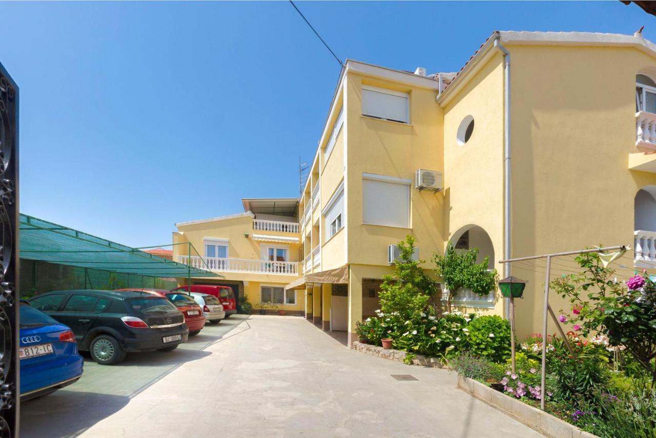 Apartments And Room Lotus Tribalj Zewnętrze zdjęcie